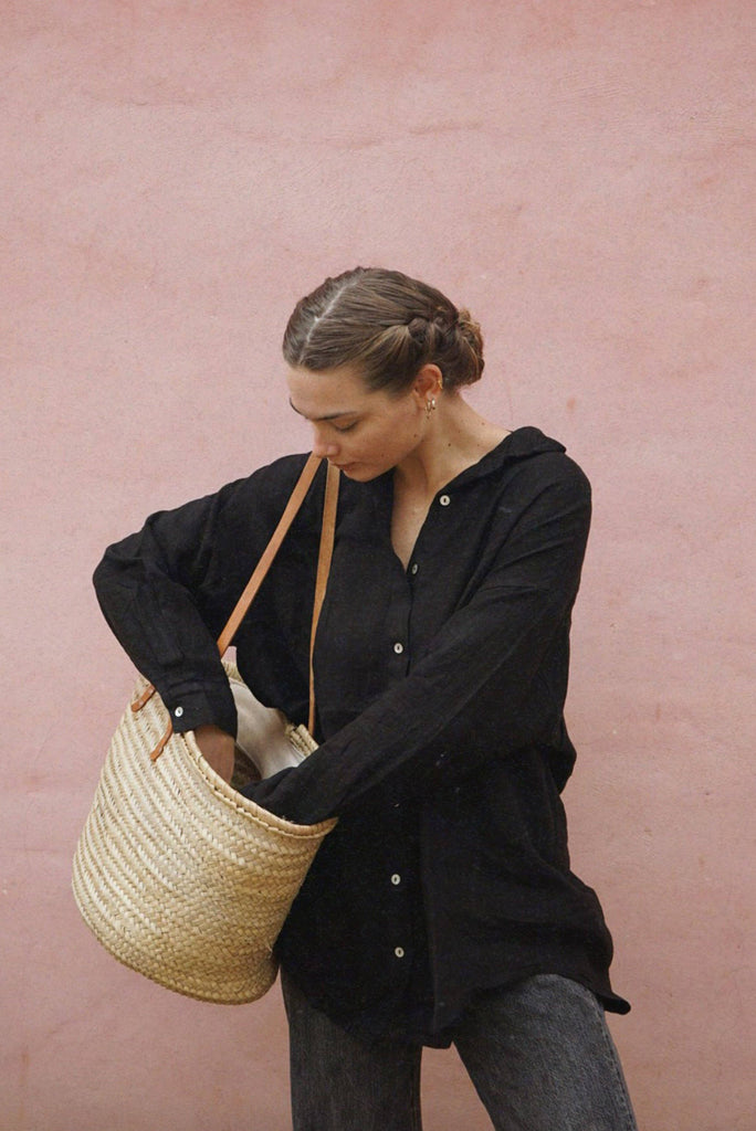 The Palma Shirt // Noir-Betina Roza