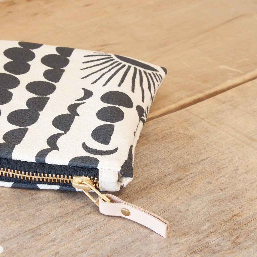 SUN + MOON CLUTCH in worn black-Betina Roza